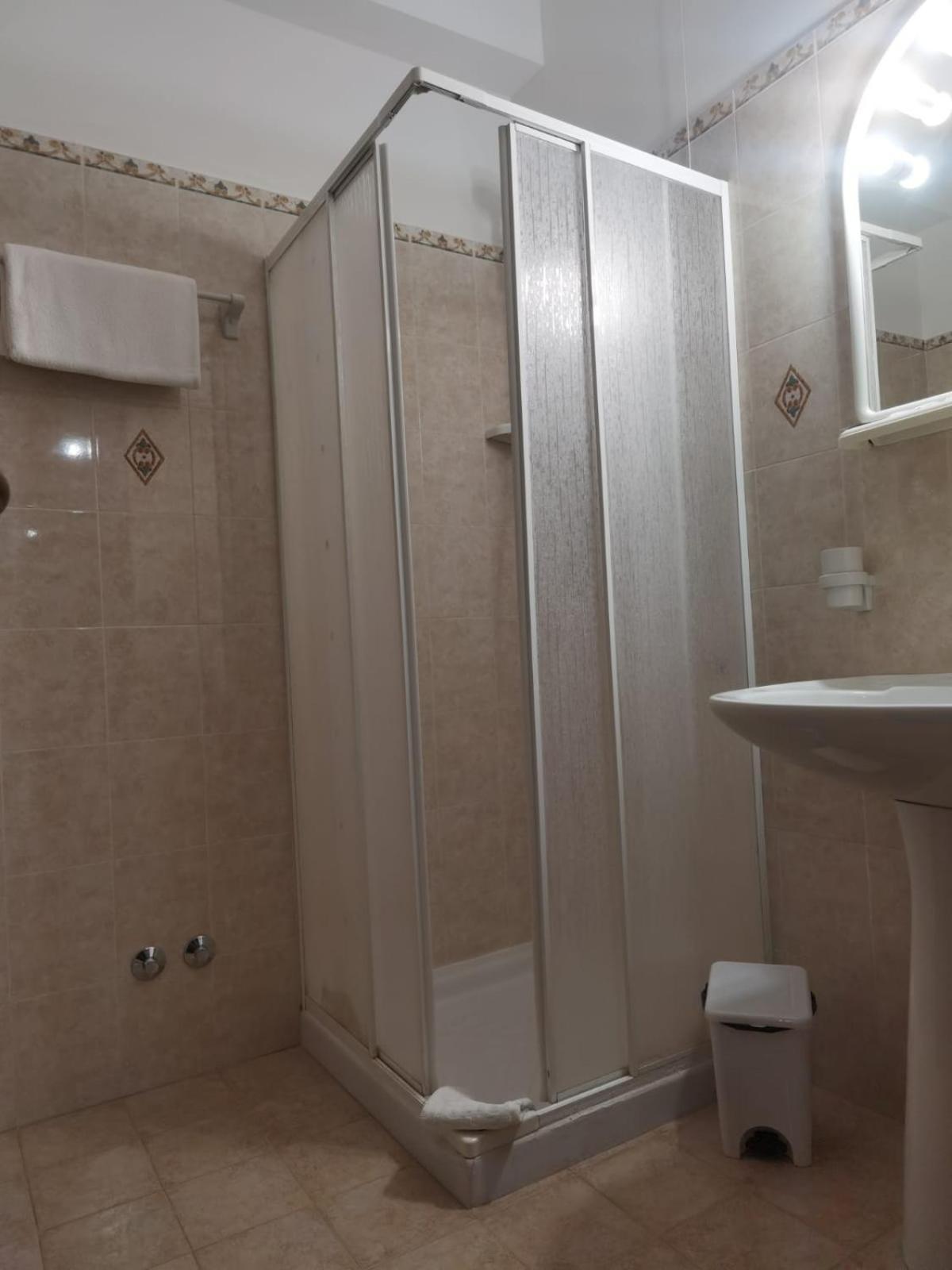 Hotel Edelweiss Laino Borgo エクステリア 写真