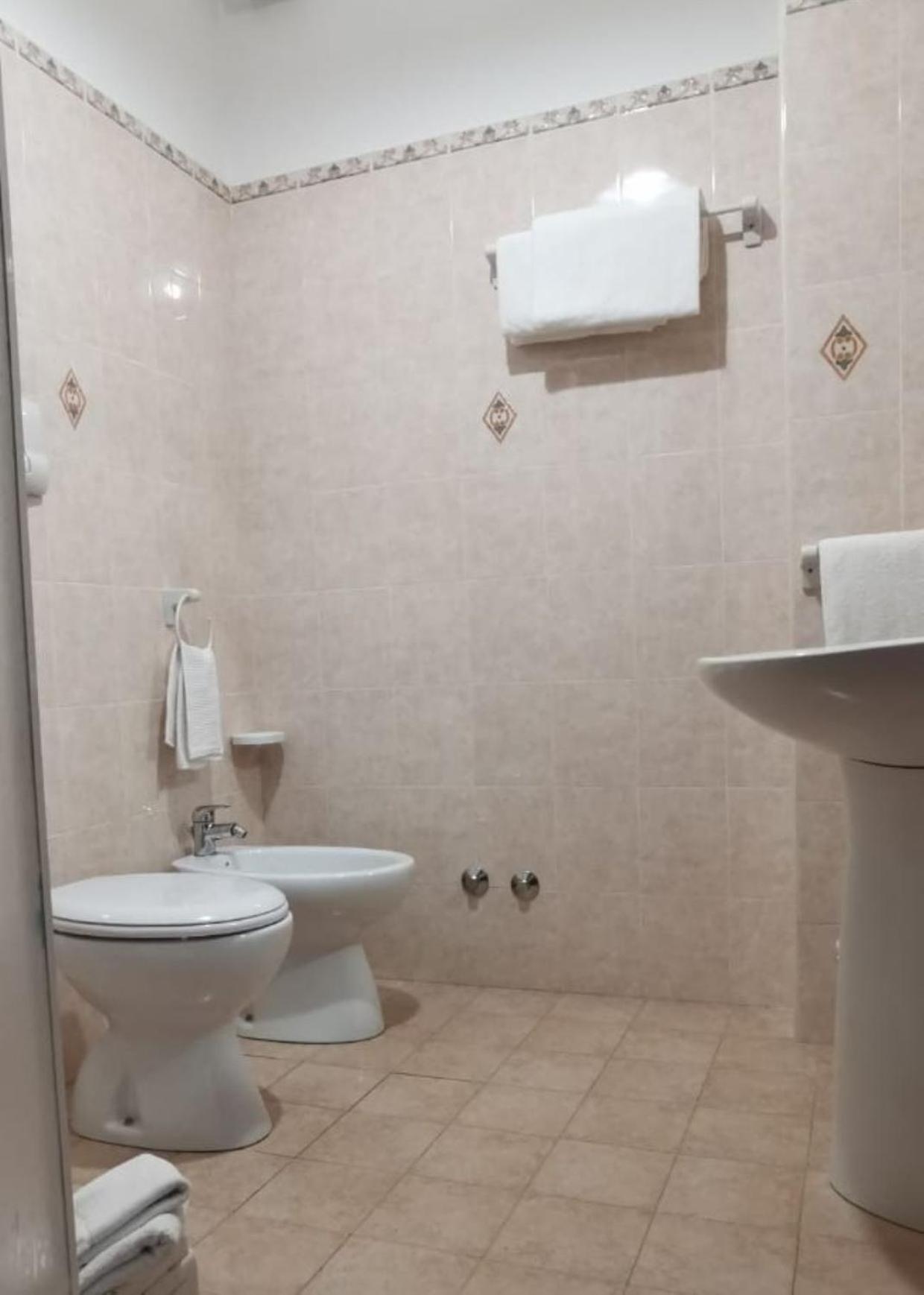 Hotel Edelweiss Laino Borgo エクステリア 写真