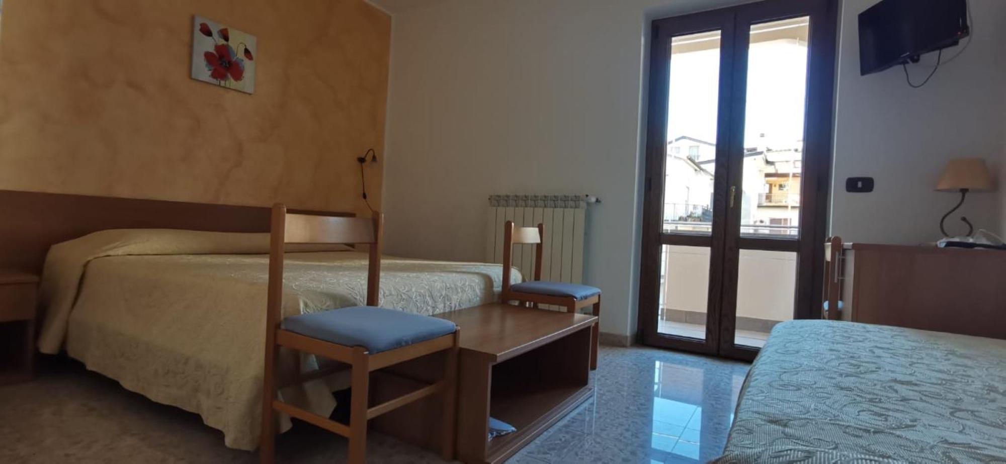 Hotel Edelweiss Laino Borgo エクステリア 写真